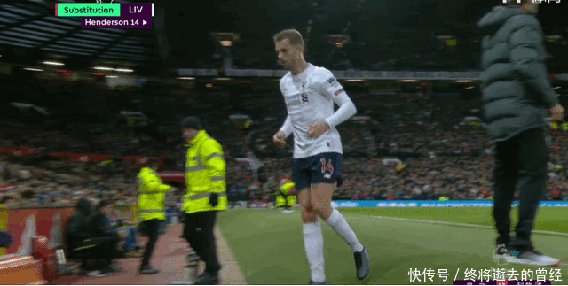 德比迎来关键胜利，米兰升至意甲积分榜第二（德比战告捷，米兰跃居意甲第二）