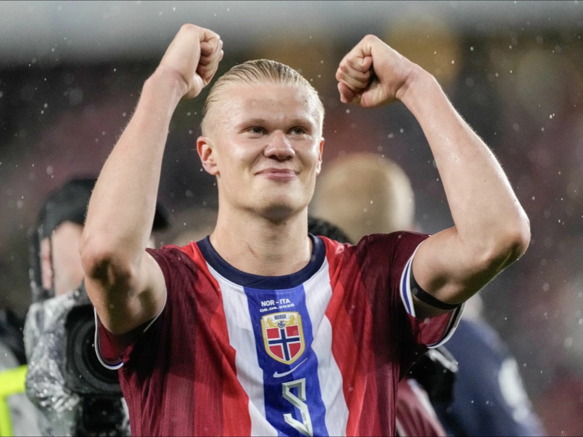 喜讯！新斯卢茨基已跟蓉城正式签约，德转官宣确认他下赛季会带队（重磅！斯卢茨基正式加盟成都蓉城，德转官宣其将执教下赛季）