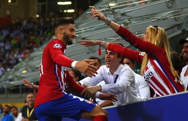 半岛晨报：中足联不作为，中超倒数第二轮不同时开球影响公平（半岛晨报：中足联不作为致中超倒数第二轮未同期开球，公平性受损）