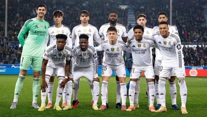 这助攻堪比视觉盛宴（这记助攻如同一场华丽表演）