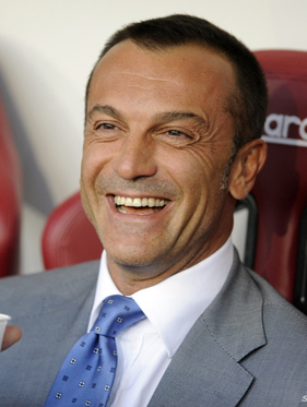 基耶利尼：相信伊尔迪兹会留队很多年；DV9受伤不会影响引援（基耶利尼：坚信伊尔迪兹会长期留队；DV9伤情不会改变引援计划）