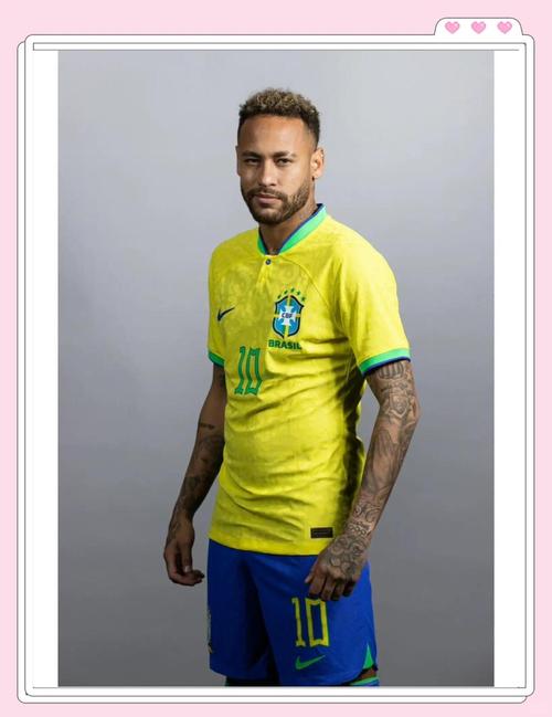 纳尼：葡萄牙队团结一致有很大机会夺冠；曼联能重返英超前四（纳尼：葡萄牙若齐心协力夺冠希望大，曼联有望重返英超前四）